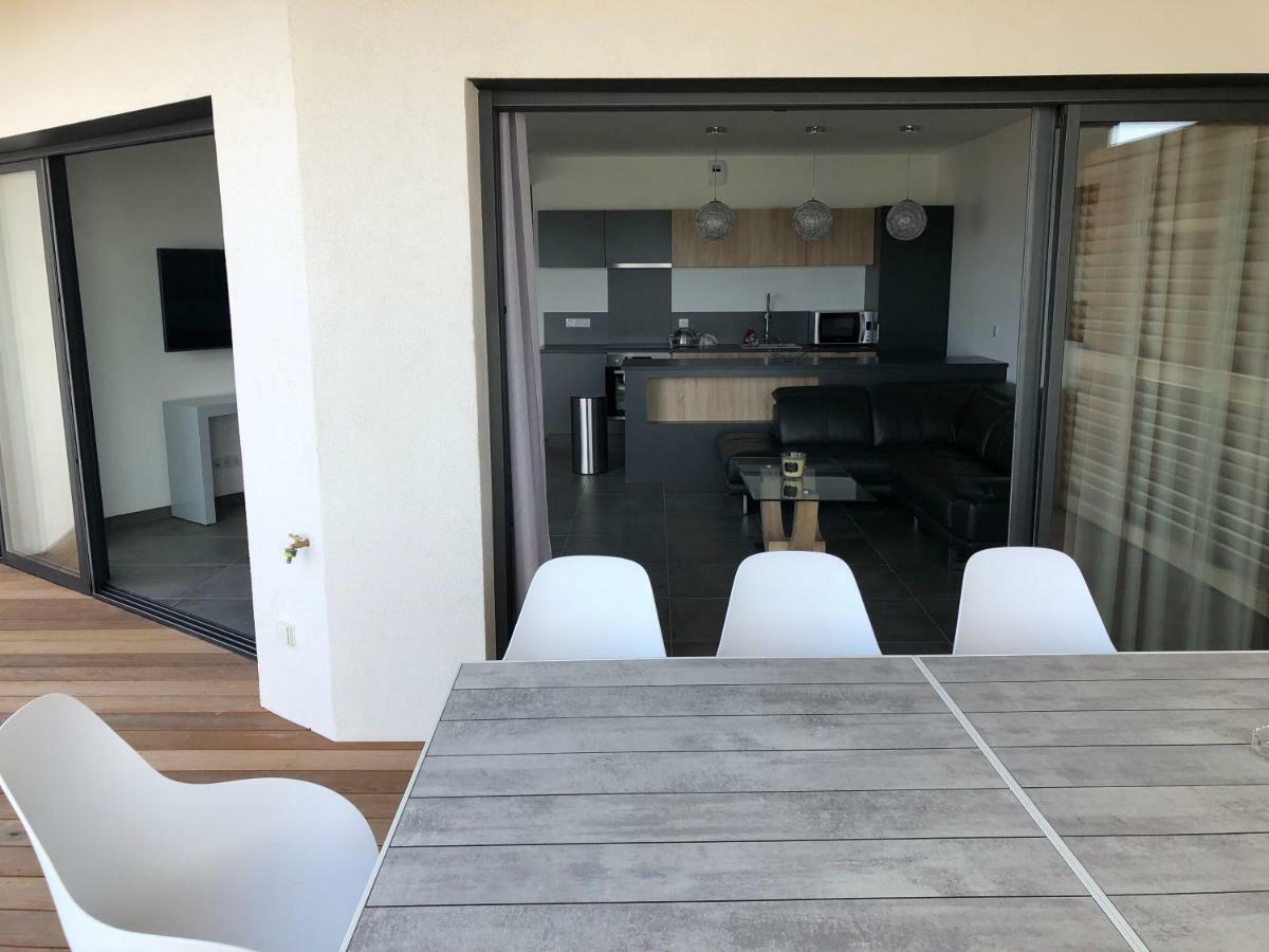 Residence Capriona Porto Pollo Kültér fotó