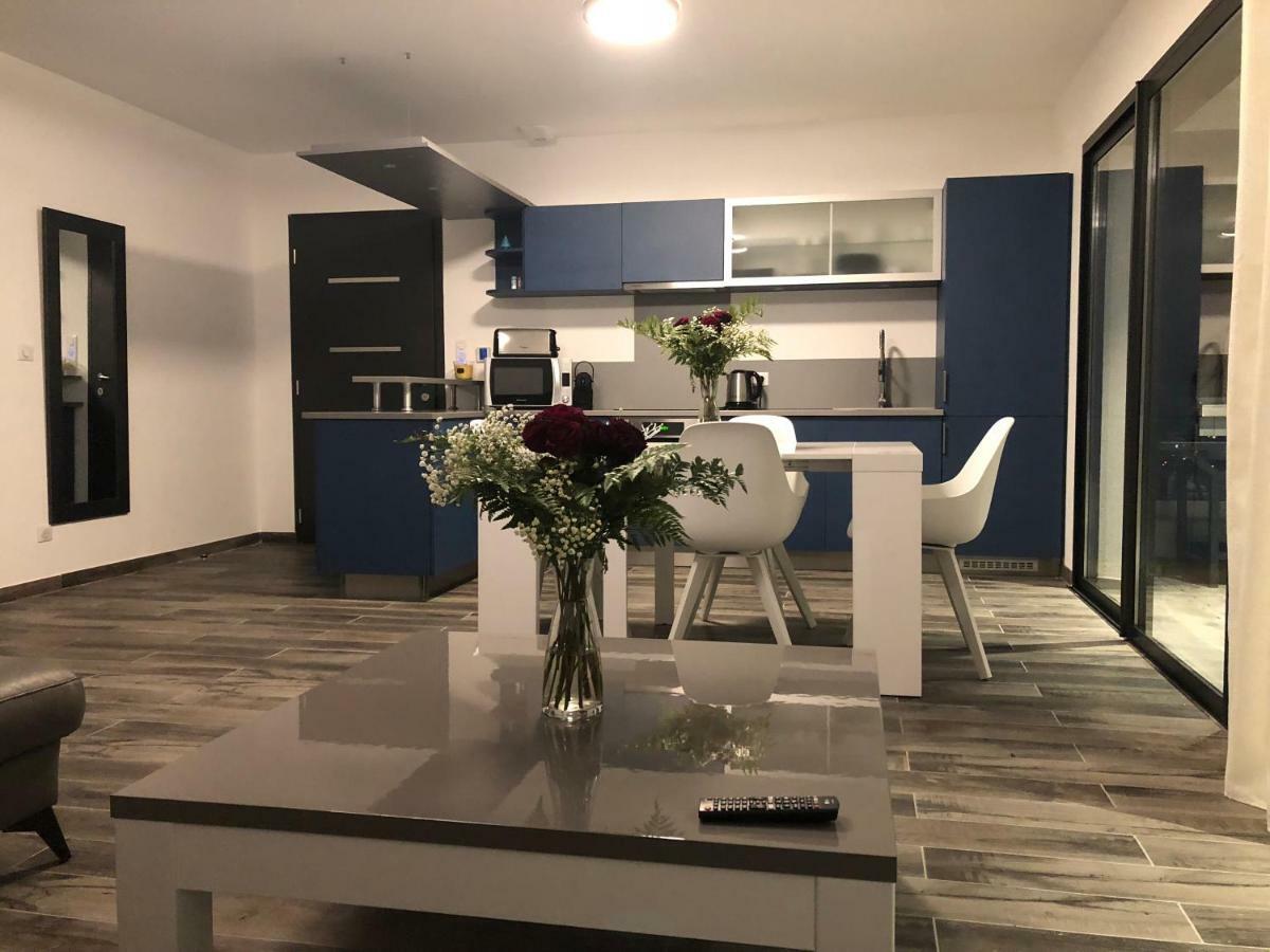 Residence Capriona Porto Pollo Kültér fotó